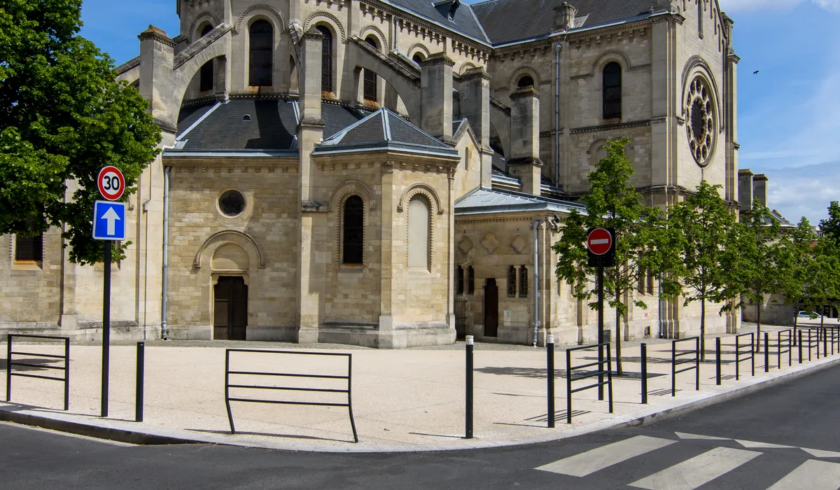 Enlèvement d'épave gratuit à Argenteuil (95100) dans le Val-d'Oise