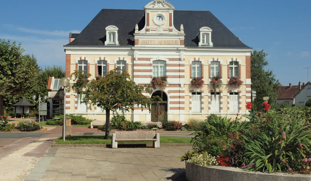 Service d'enlèvement de véhicule hors d'usage à Châlette-sur-Loing