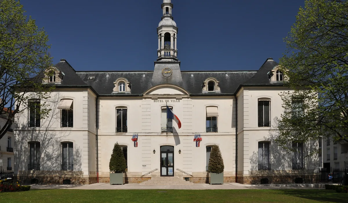 Service d'enlèvement de véhicule hors d'usage à Chatou