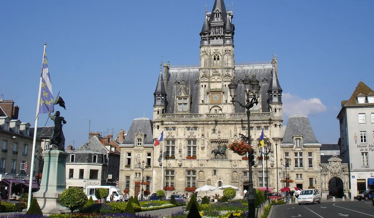 Enlèvement d'épave gratuit à Compiègne dans l'Oise