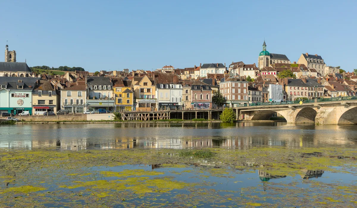 Service d'enlèvement de véhicule hors d'usage à Joigny