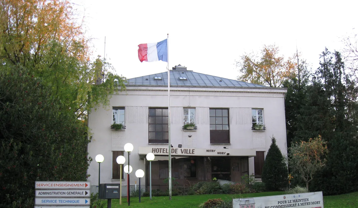Service d'enlèvement de véhicule hors d'usage à Mitry Mory