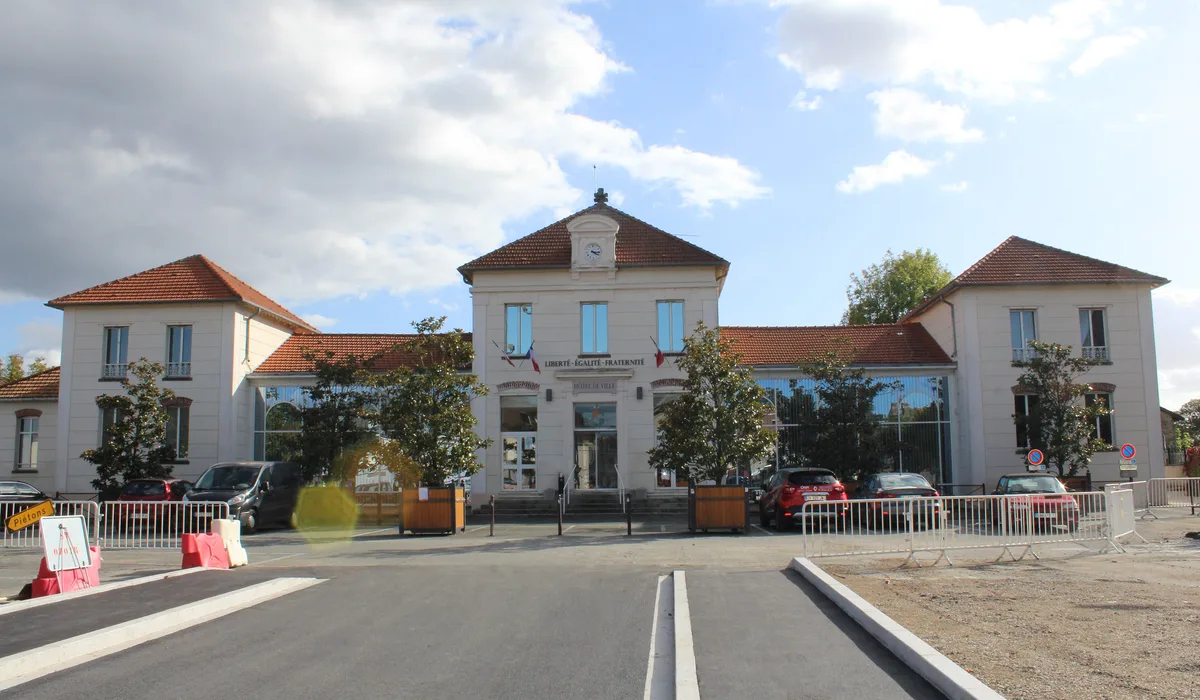 Service d'enlèvement de véhicule hors d'usage à Ozoir La Ferriere