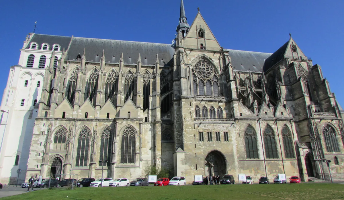 Épaviste agréé VHU à Saint-Quentin dans l'Aisne